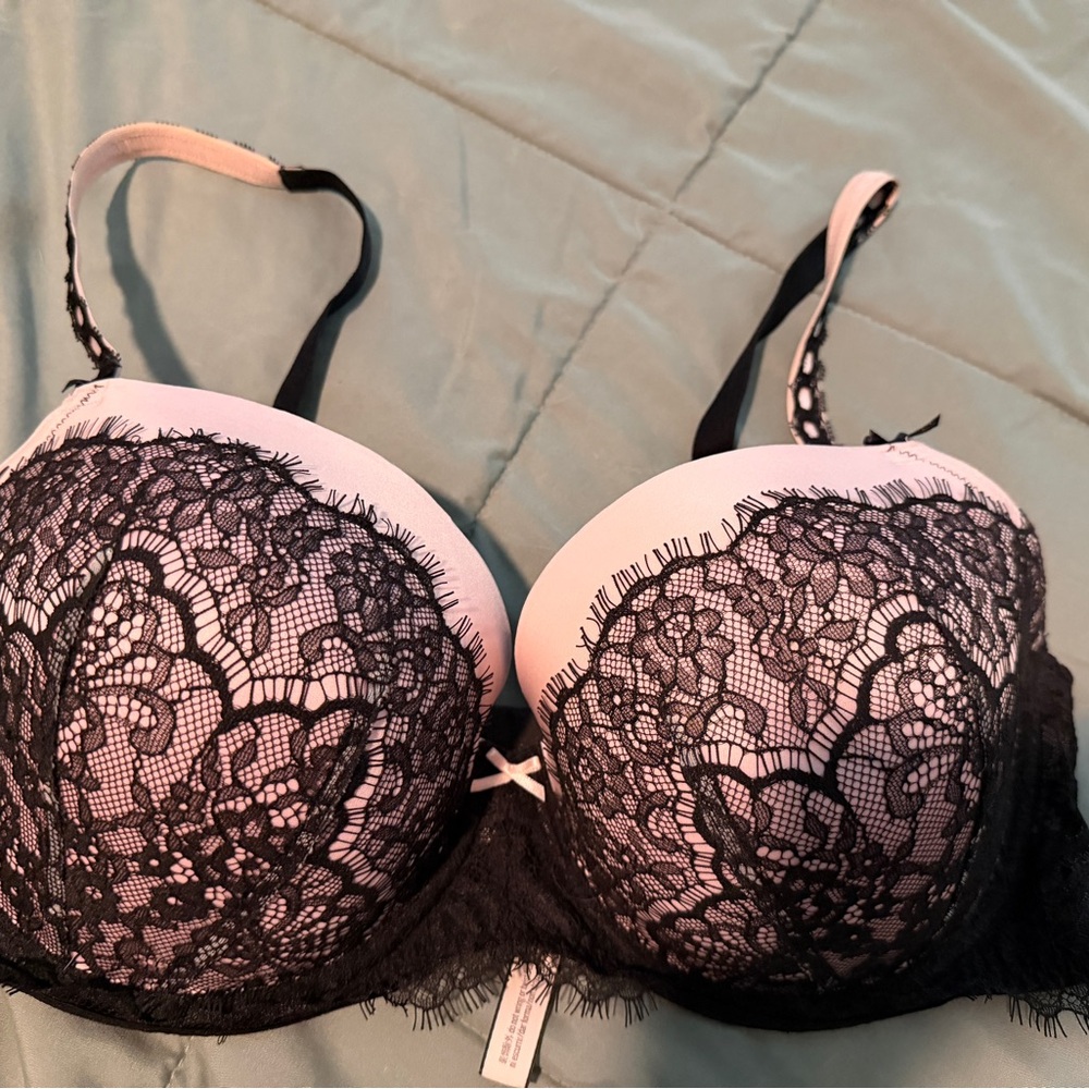 Victoria's Secret Pink and Black Lace Push-Up Bra